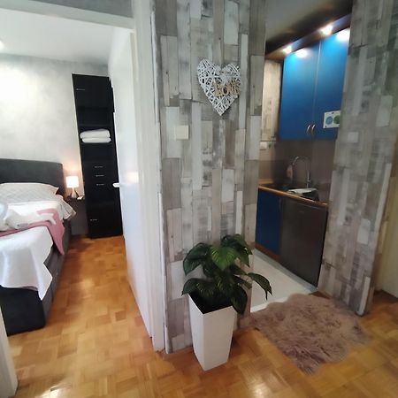 Apartment Mrc Bezanija Εξωτερικό φωτογραφία