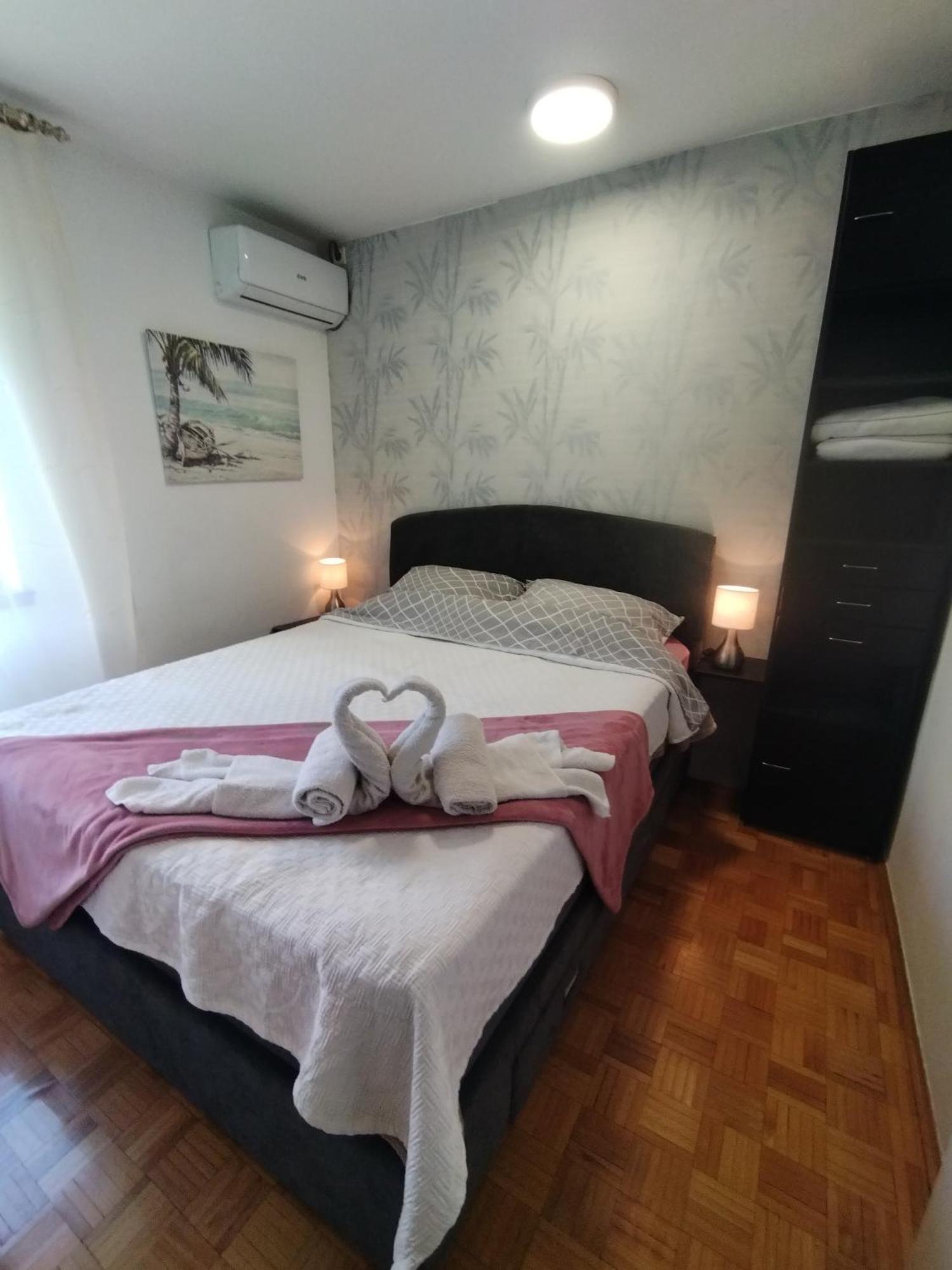 Apartment Mrc , Free Parking Bezanija Εξωτερικό φωτογραφία